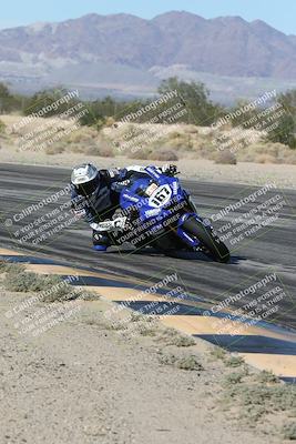 media/Dec-04-2025-Racers Edge (Thu) [[5ebc9f124d]]/2-A Group/1-Session 2 (Turn 7 Inside)/